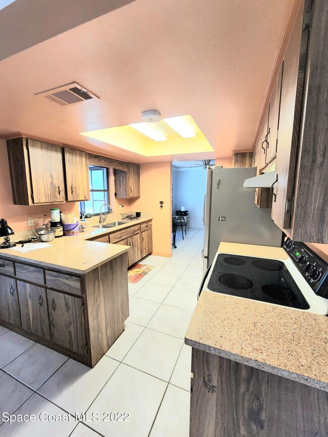 Kitchen 2