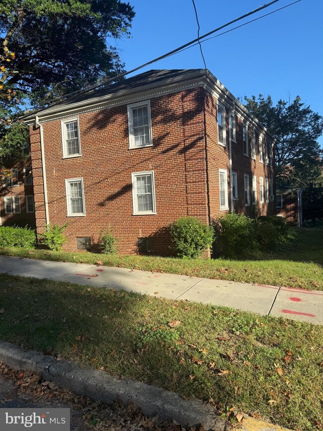2711 Terrace Rd SE unit 301, Washington, DC 20020 - photo 3