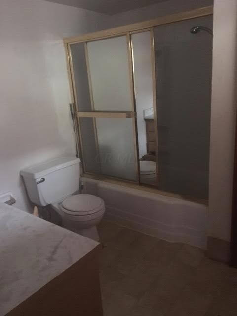 Dresden 1st fl bath