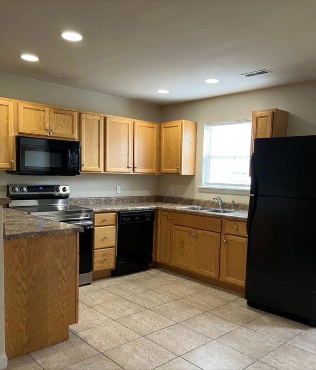1311 Rolling Rock Dr, Columbia, MO 65201