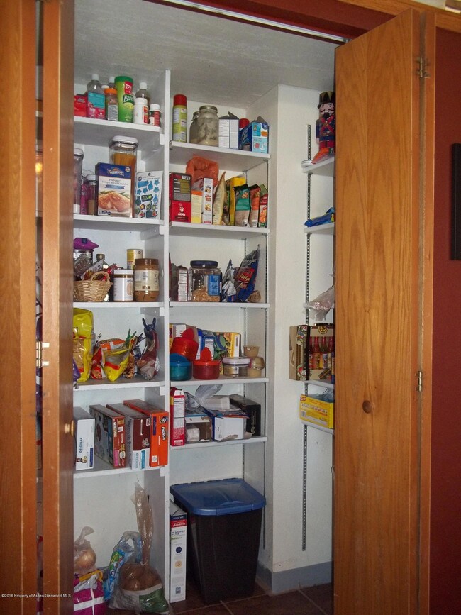 708 E 10th St, Craig, CO 81625 - photo 7