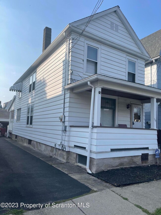 530 N Washington St, Wilkes Barre, PA 18705 - photo 2