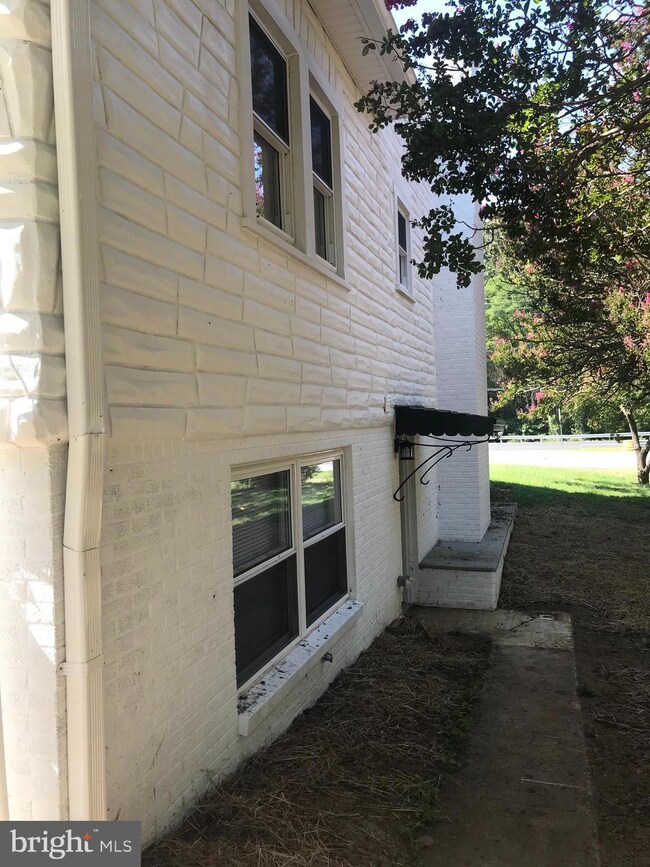 1277 Unit B Ritchie Hwy unit B, Arnold, MD 21012 - photo 3