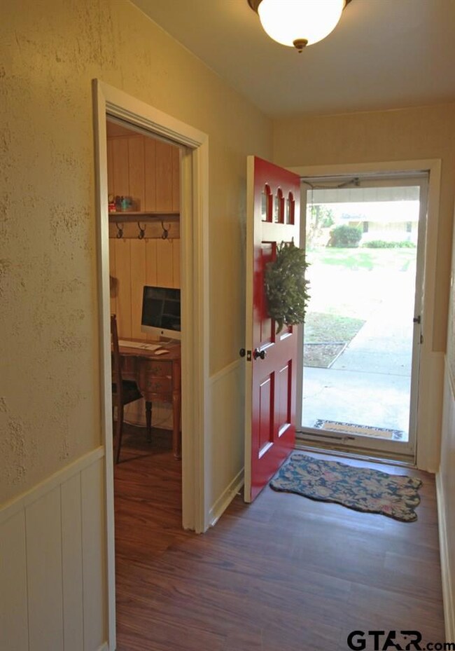 1406 1406 Alamo Dr, Tyler, TX 75701 - photo 5