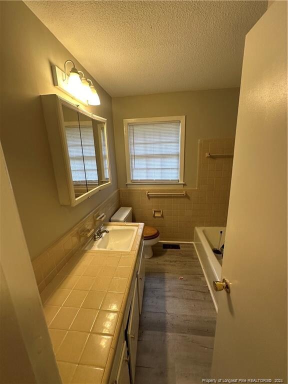 7549 Carrollburg Dr, Fayetteville, NC 28303 - photo 6