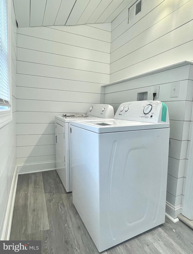 710 W Railroad Ave, Bryn Mawr, PA 19010 - photo 5