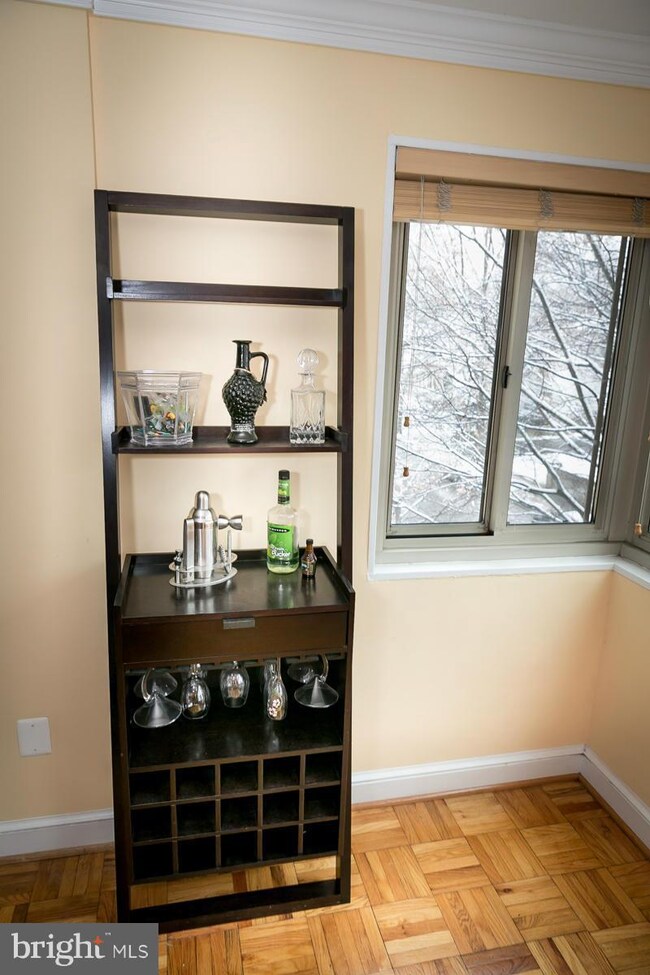 4600 Connecticut Ave NW unit 524, Washington, DC 20008 - photo 5