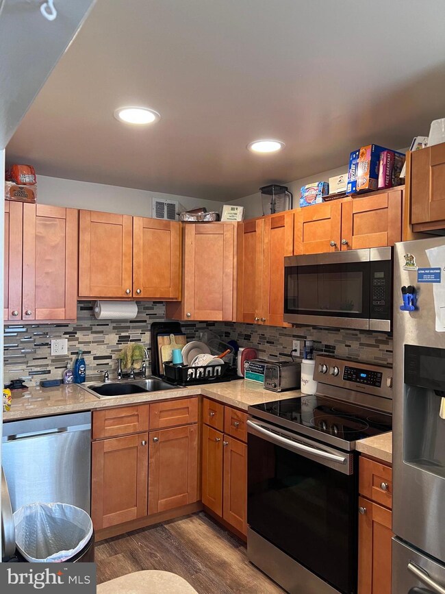 546 Parnell Place, Philadelphia, PA 19144 - photo 4