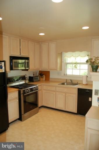 12513 Kuhl Rd, Silver Spring, MD 20902 - photo 5