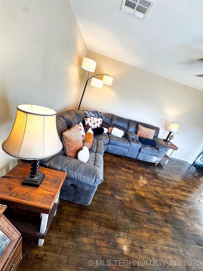 710 W Tahlequah Ave, Sulphur, OK 73086 - photo 3