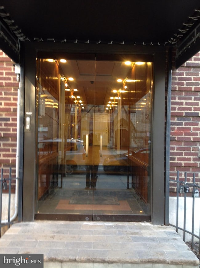 1125 12th St NW unit 5, Washington, DC 20005 - photo 3