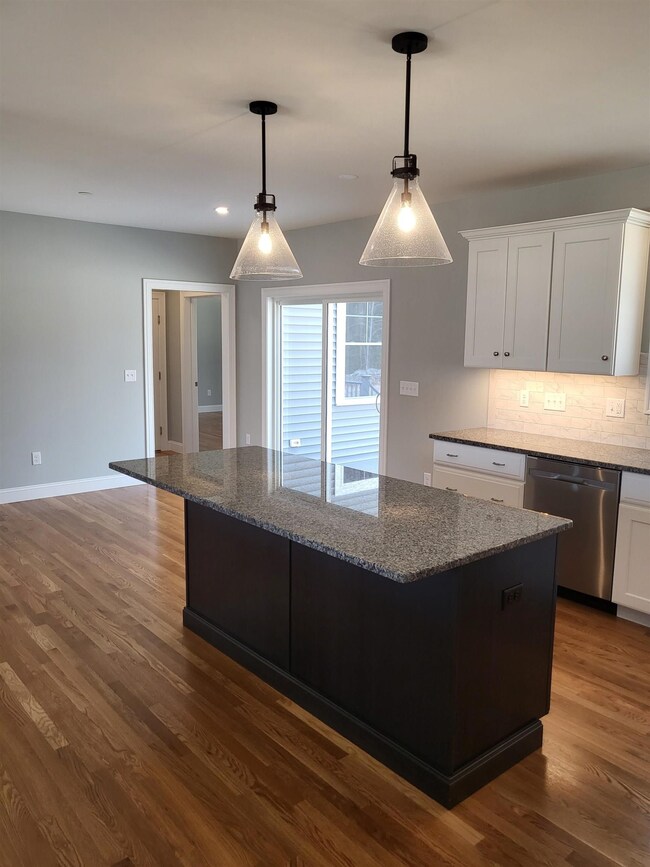 0 Banfield Rd unit 11 4853311, Portsmouth, NH 03801 - photo 6