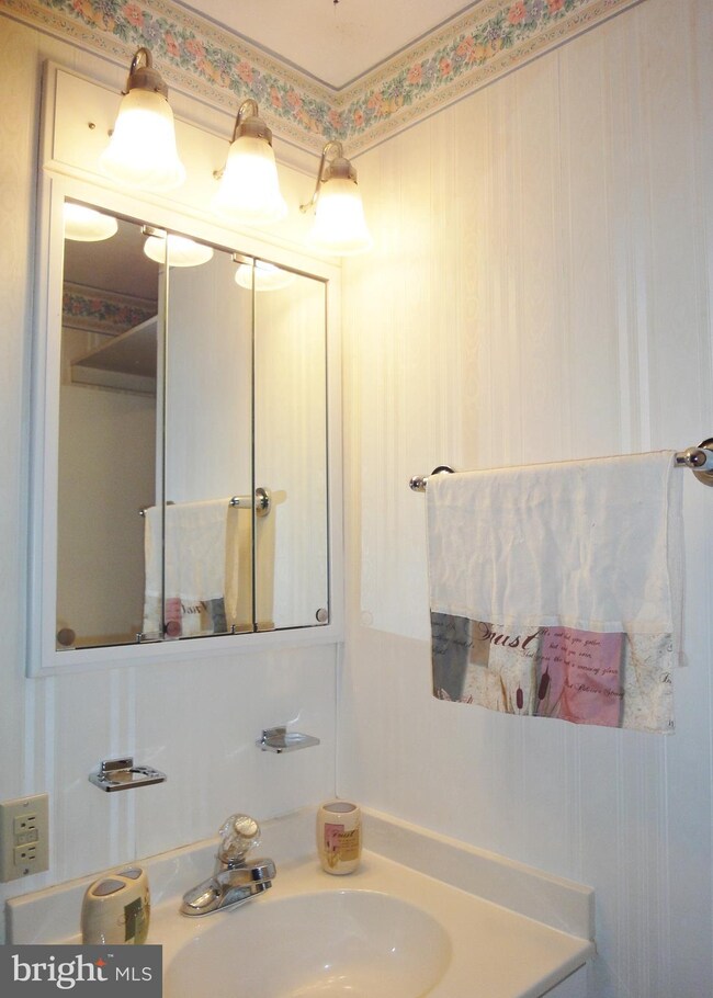 2406 Harriet Ave, Baltimore, MD 21230 - photo 7