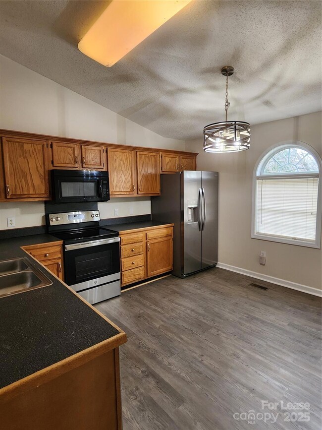 5127 Daffodil Ln, Concord, NC 28025 - photo 5