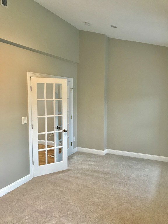 681 E 7th St unit 3, Boston, MA 02127 - photo 3