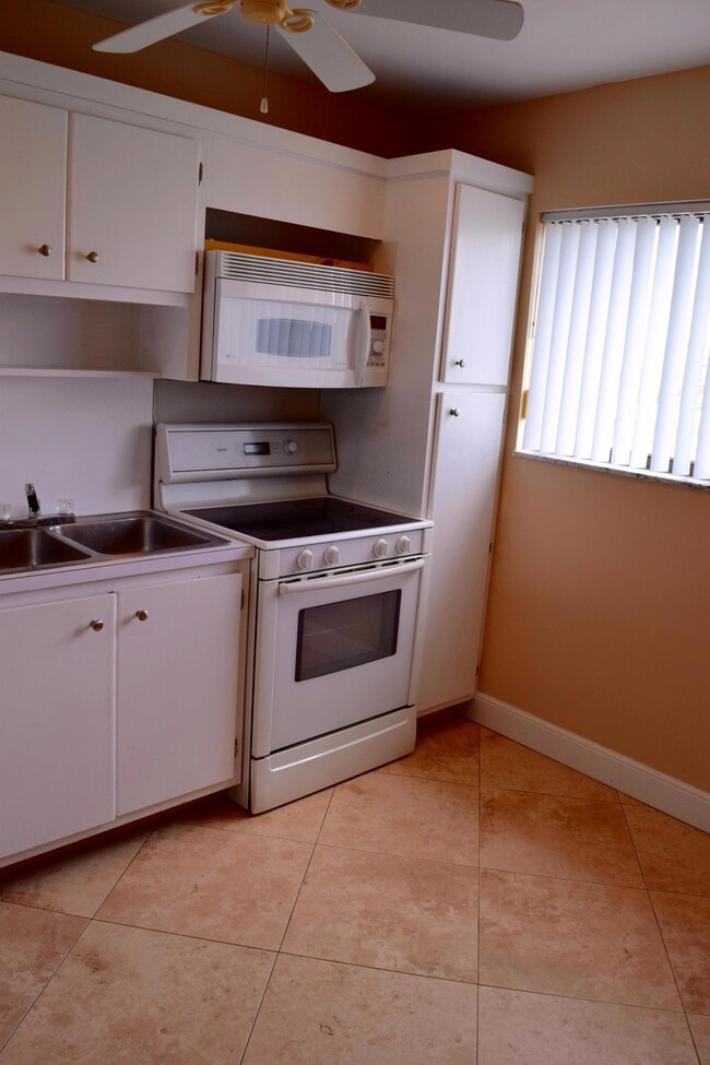 3605 S Ocean Blvd #439