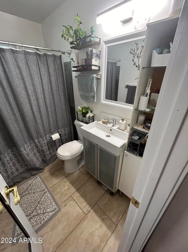 2103 S Granada Dr unit 8, Tempe, AZ 85282 - photo 6