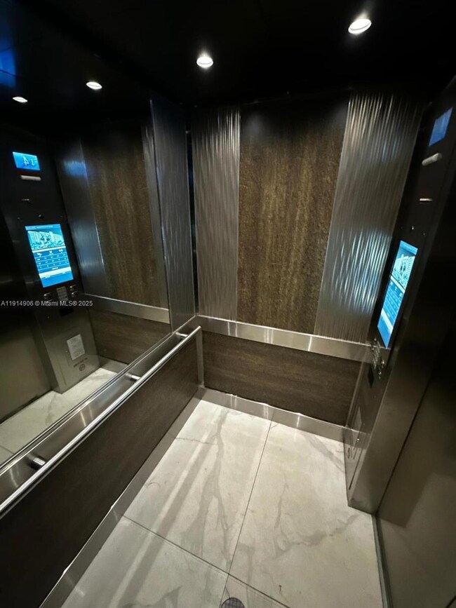 5600 Collins Ave unit 11W, Miami Beach, FL 33140 - photo 7