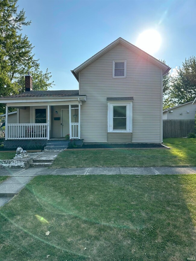 619 Douglas St, Auburn, IN 46706 - photo 3