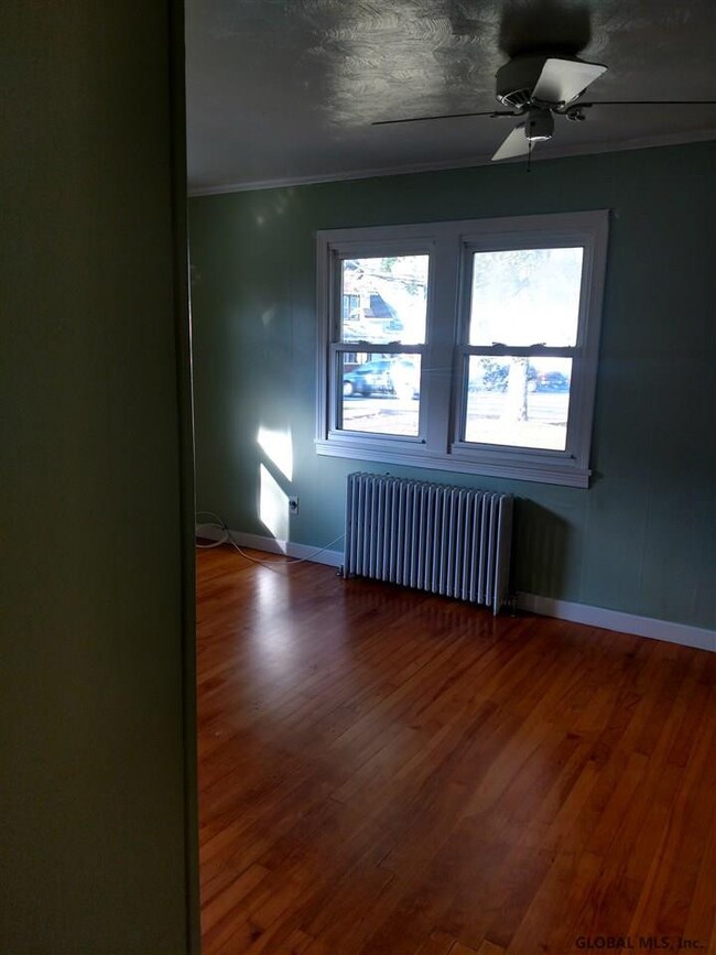 9 Phillips Rd, Rensselaer, NY 12144 - photo 4