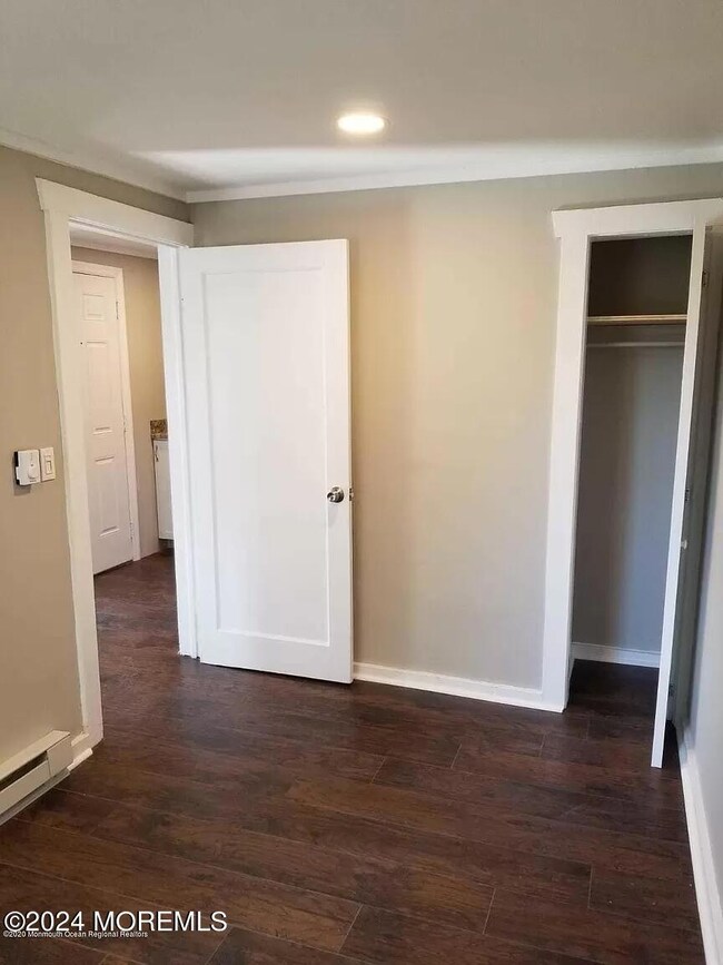 11 Van Dorn St, Keyport, NJ 07735 - photo 6