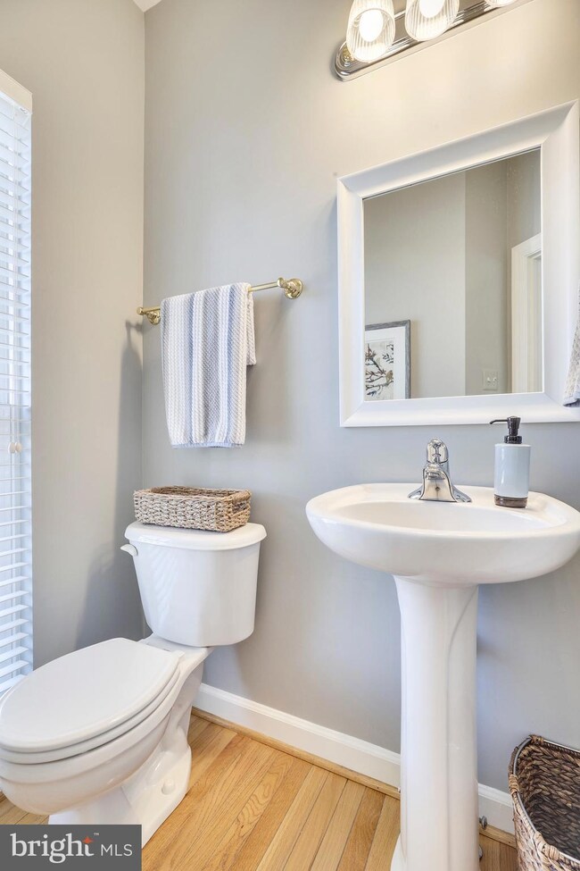 832 Queens Park Dr, Owings Mills, MD 21117 - photo 4