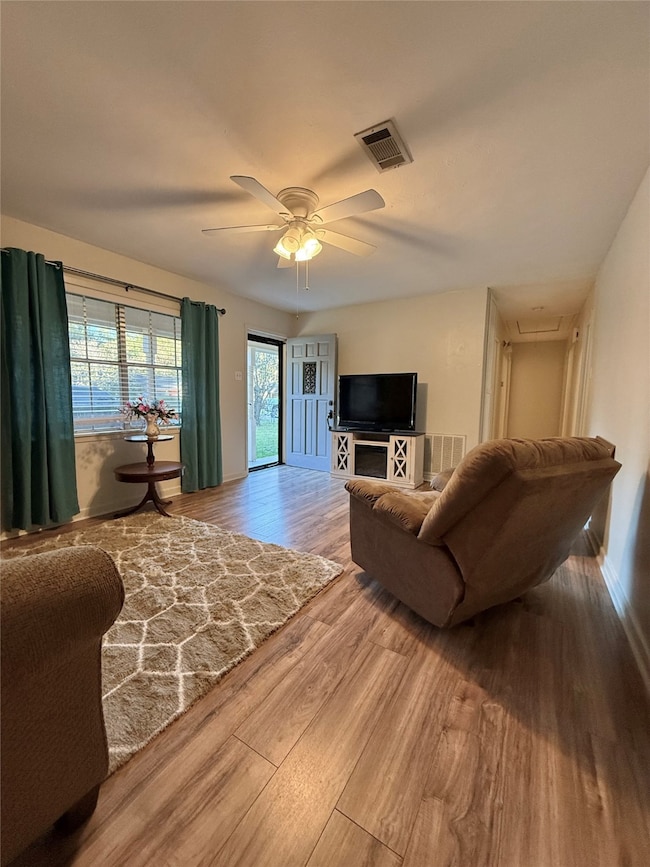 310 Ida Cir, Vidor, TX 77662 - photo 6