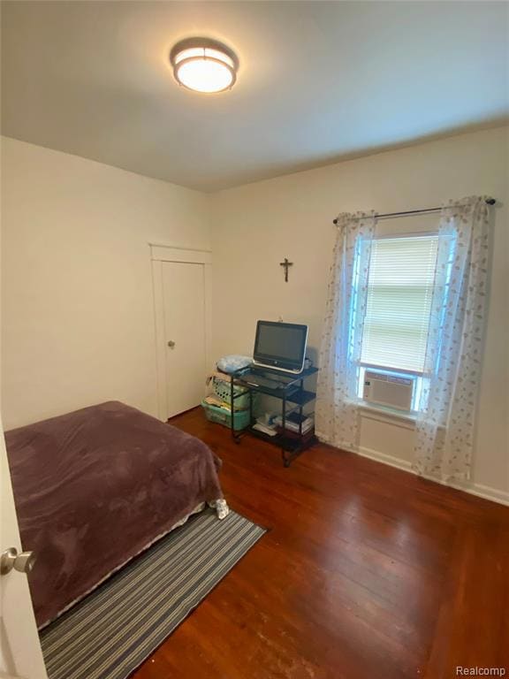 160 W 4th St, Imlay City, MI 48444 - photo 2