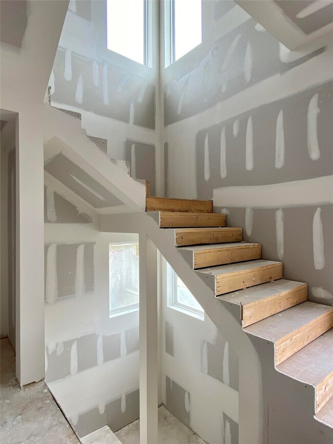 952 Fisher St unit A, Houston, TX 77018 - photo 3