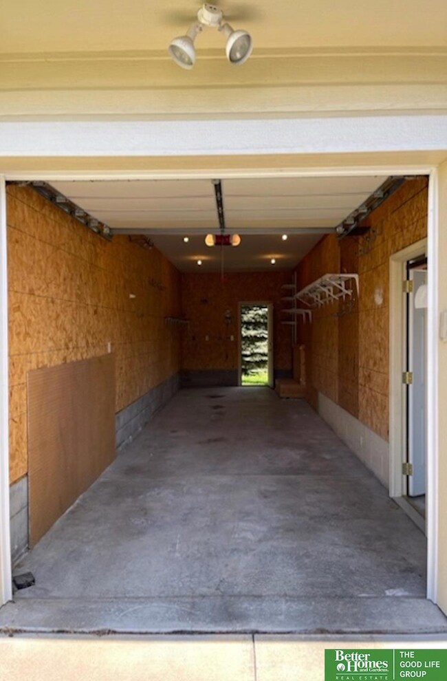 Tandem Garage