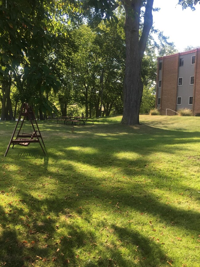173 E Michigan Ave unit 206A, Three Rivers, MI 49093 - photo 5