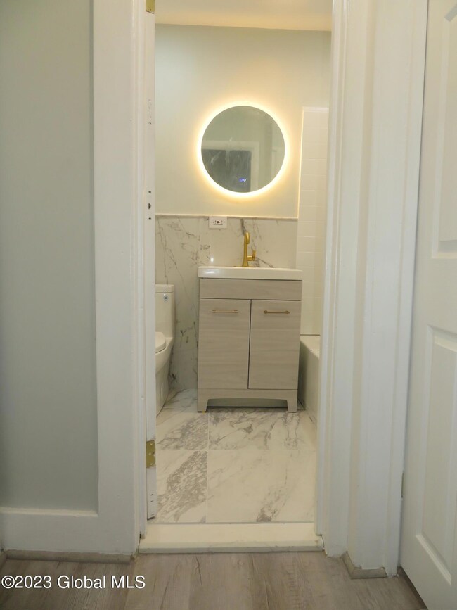 51 Raymo St, Albany, NY 12209 - photo 4