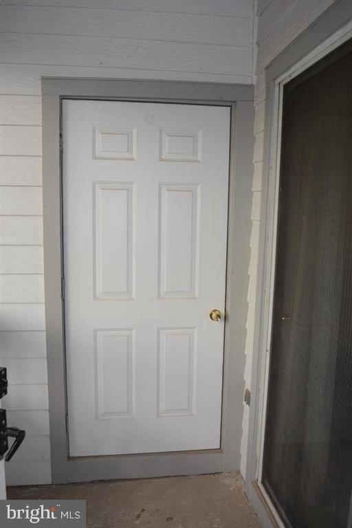 13070 Autumn Woods Way unit 305, Fairfax, VA 22033 - photo 5