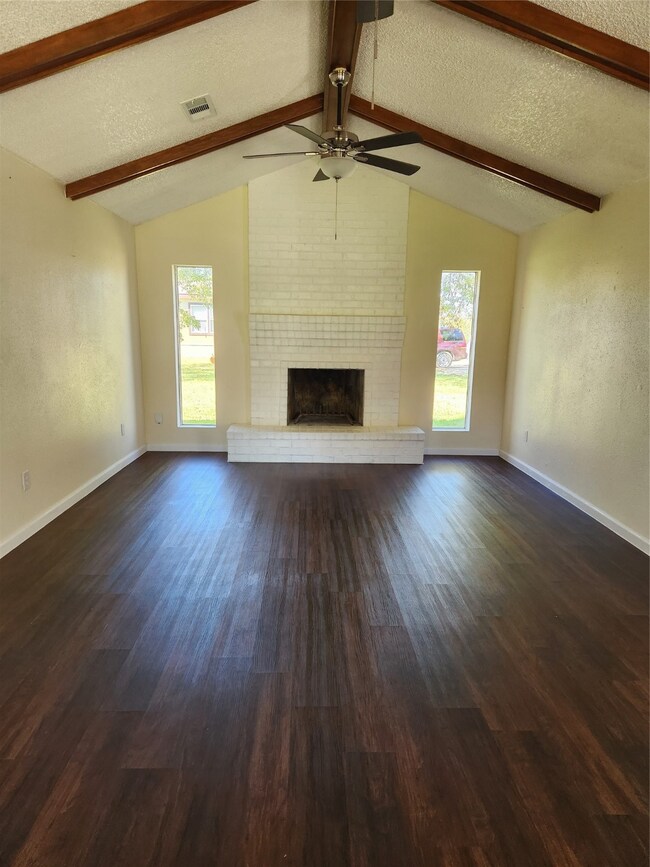 2135 County Road 540, Alvin, TX 77511 - photo 2