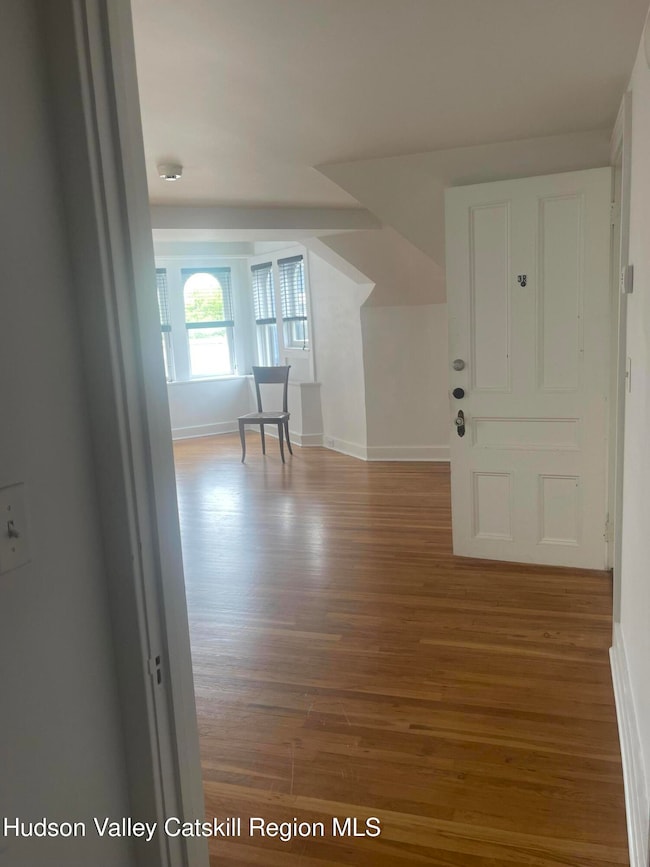 420 Warren St unit 3R, Hudson, NY 12534 - photo 3