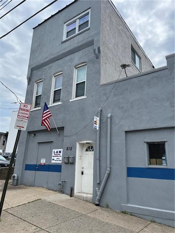 210 W Gordon St unit 2nd floor, Allentown, PA 18102 - photo 3