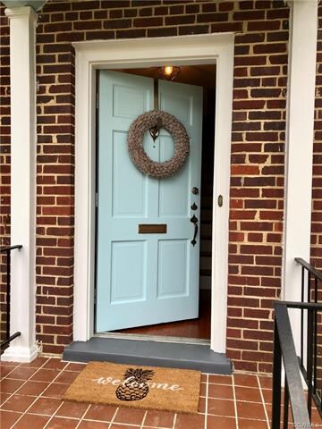 Welcome...please come in