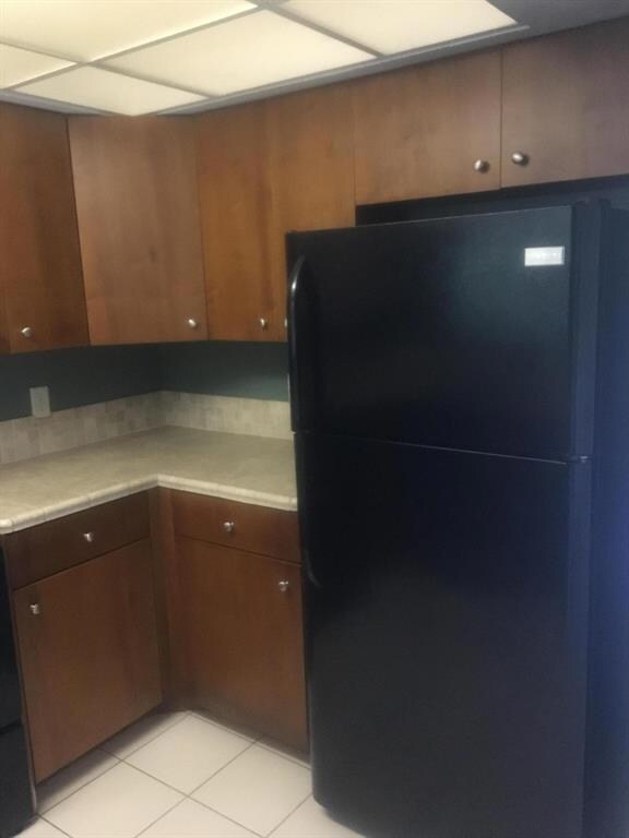 13661 55th Rd N Kitchen