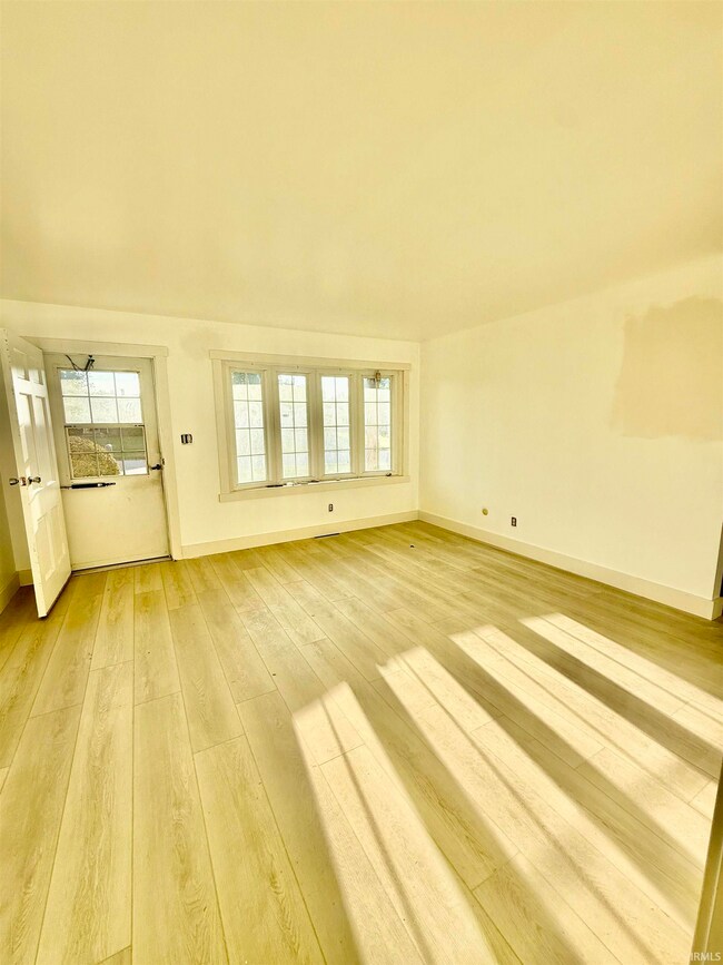 404 S Hickory Dr, Bloomington, IN 47403 - photo 6