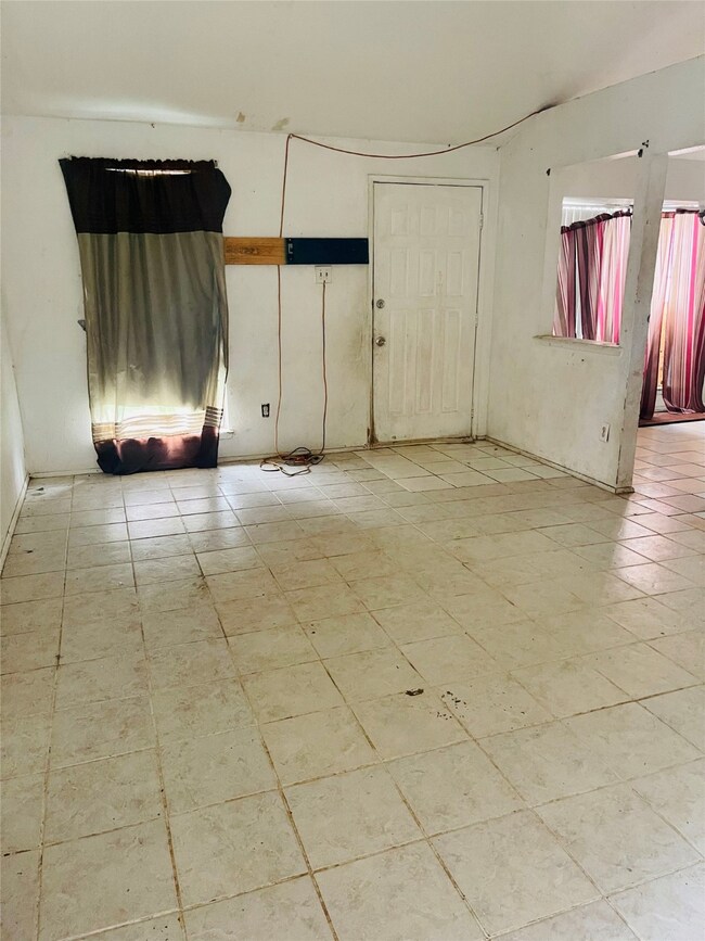 24106 Jumping Jay Ln, Hockley, TX 77447 - photo 2