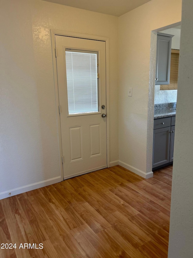 2210 N Mitchell St, Phoenix, AZ 85006 - photo 7