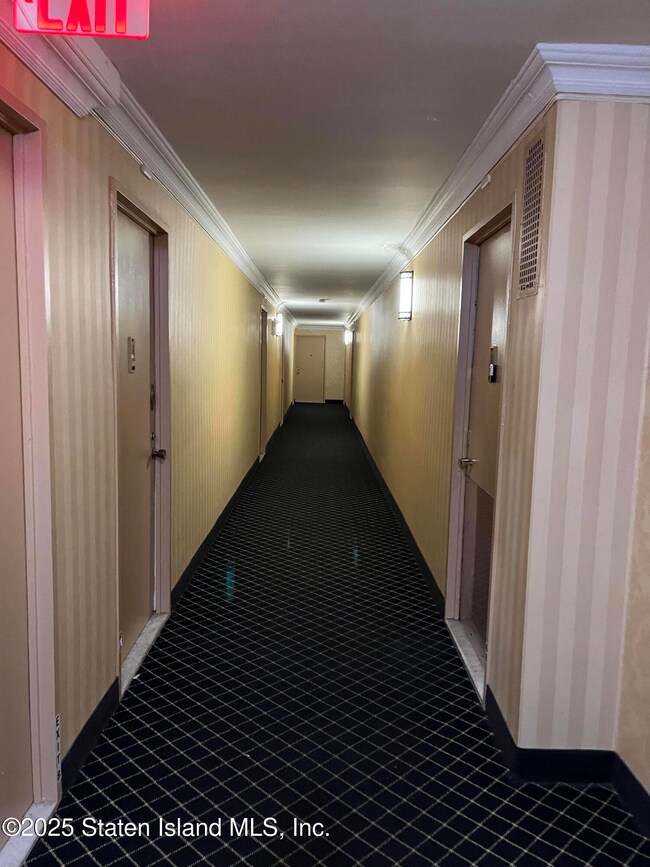 The Fountains unit 6 O  &  6 P, Staten Island, NY 10301 - photo 6