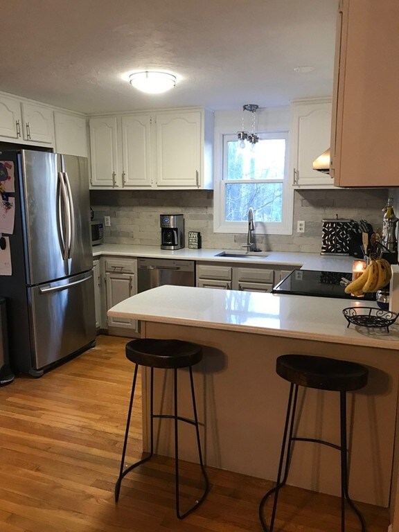 985 Stafford St, Rochdale, MA 01542 - photo 4