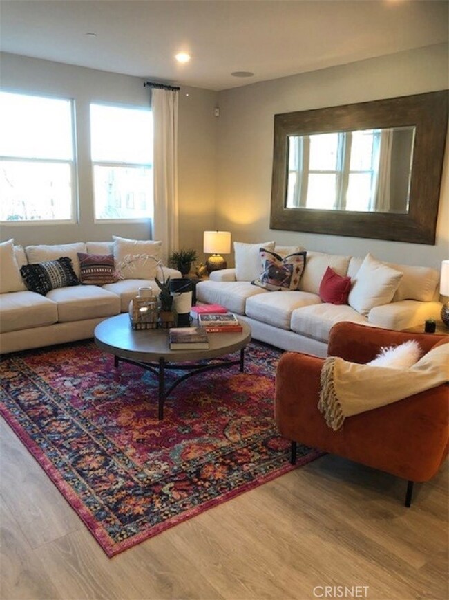 12728 Watt Ln unit B, Los Angeles, CA 91342 - photo 3