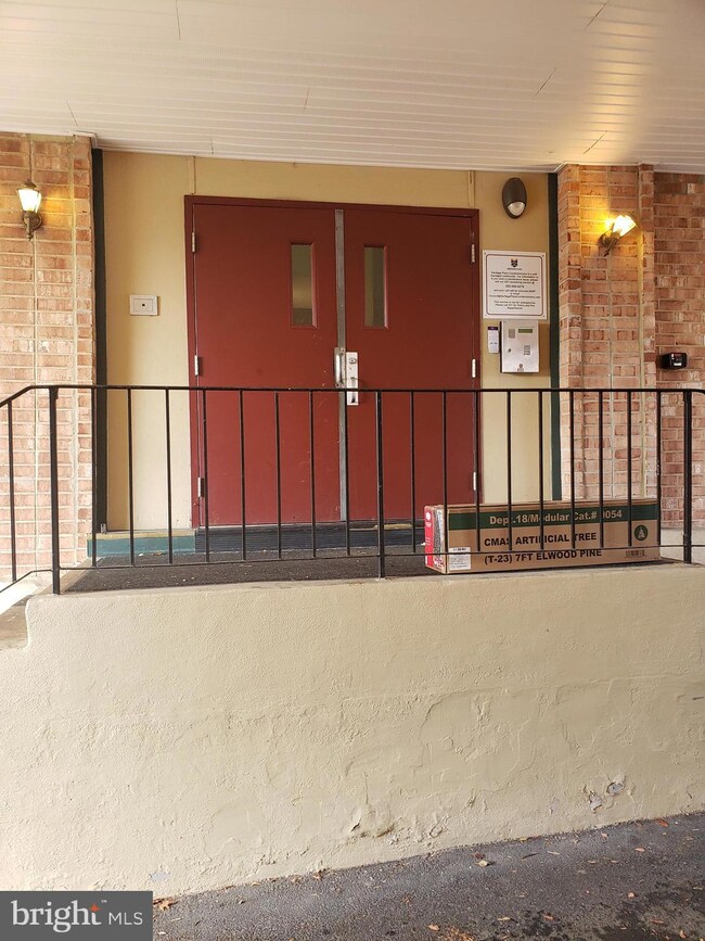 201 1/2 Philadelphia Pike unit 325, Wilmington, DE 19809 - photo 4