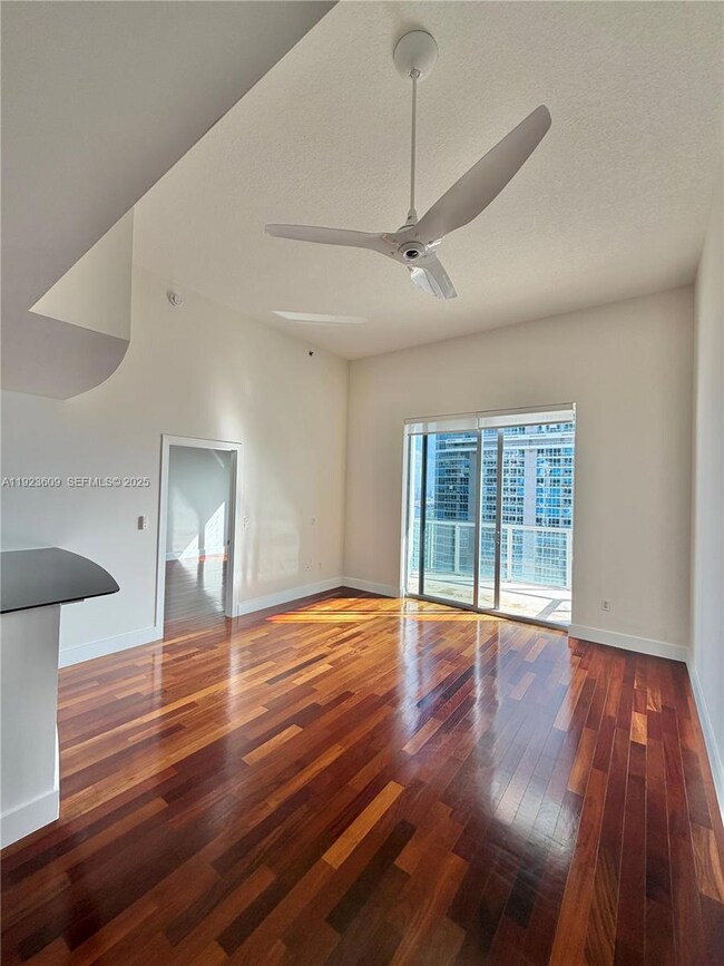 Avenue on Brickell unit 4103, Miami, FL 33131 - photo 2