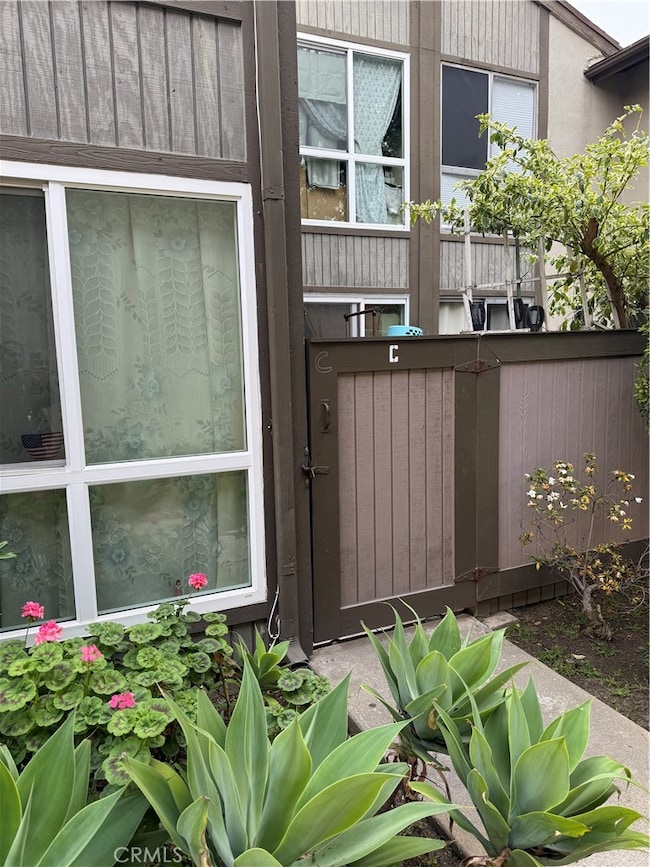 23204 Sesame St unit C, Torrance, CA 90502 - photo 3