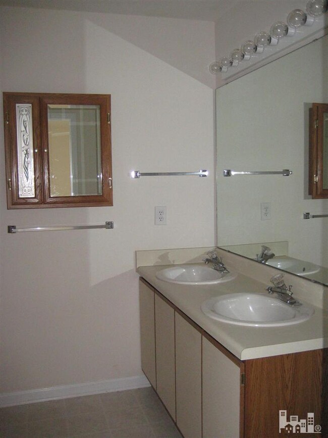 4628 Song Sparrow Ct, Wilmington, NC 28412 - photo 5