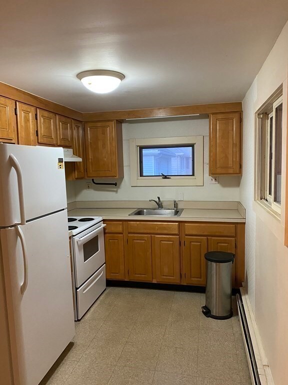 12 Farrington St unit 12, Franklin, MA 02038 - photo 3