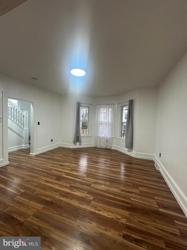 633 N Queen St, Martinsburg, WV 25404 - photo 5